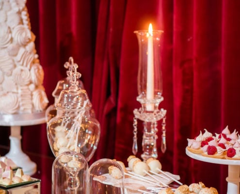 Exclusive wedding in Prague - candy bar