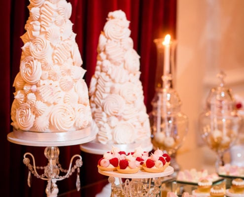 Exclusive wedding in Prague - candy bar